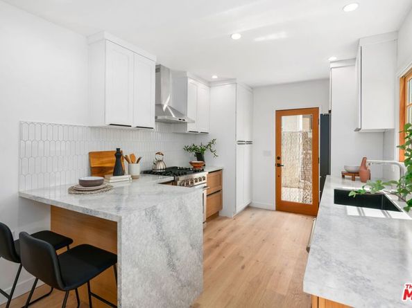 617 Micheltorena Street, Los Angeles CA 90026