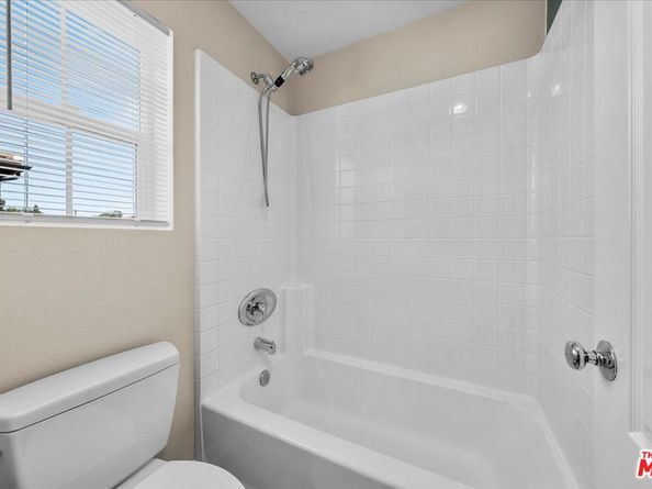 3618 W Luther, Inglewood CA 90305