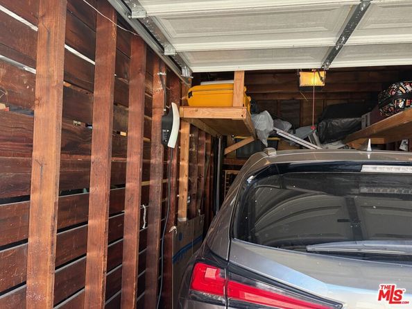 140 N Pass Avenue, Burbank CA 91505