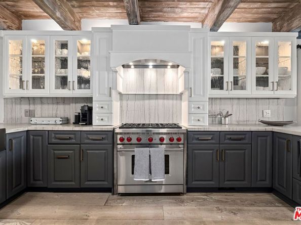 305 Grand Canal, Newport Beach CA 92662
