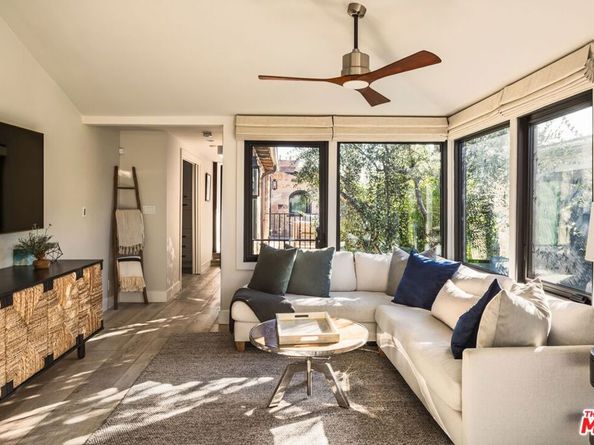 305 Grand Canal, Newport Beach CA 92662