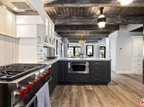 305 Grand Canal, Newport Beach CA 92662