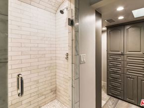 305 Grand Canal, Newport Beach CA 92662