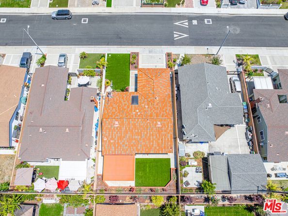 24613 Neptune Avenue, Carson CA 90745
