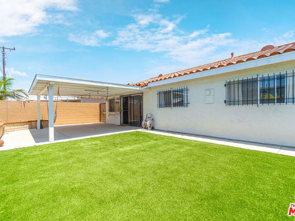 24613 Neptune Avenue, Carson CA 90745