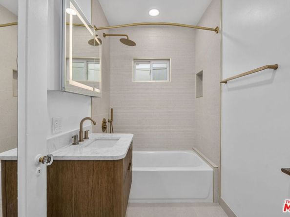 953 N Martel Avenue, Los Angeles CA 90046
