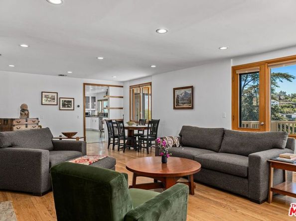 13201 Cheltenham Drive, Sherman Oaks CA 91423