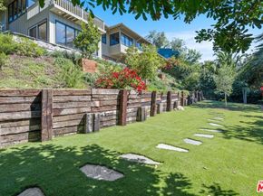 13201 Cheltenham Drive, Sherman Oaks CA 91423