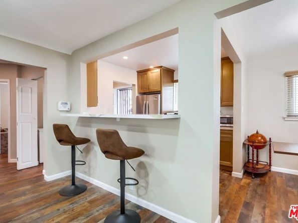 7220 10th Avenue, Los Angeles CA 90043