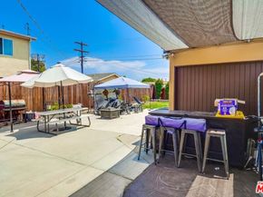 7220 10th Avenue, Los Angeles CA 90043