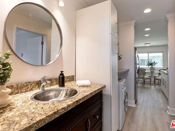 2884 Sawtelle Boulevard 215, Los Angeles CA 90064