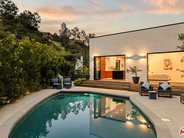 8446 Kirkwood Drive, Los Angeles CA 90046