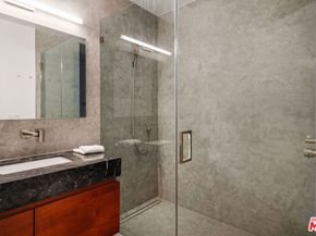 8446 Kirkwood Drive, Los Angeles CA 90046