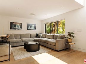 8446 Kirkwood Drive, Los Angeles CA 90046