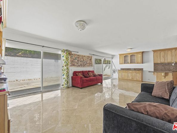 16647 Charmel Lane, Pacific Palisades CA 90272