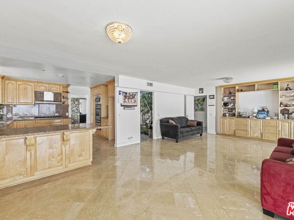 16647 Charmel Lane, Pacific Palisades CA 90272