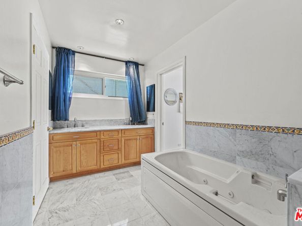 16647 Charmel Lane, Pacific Palisades CA 90272