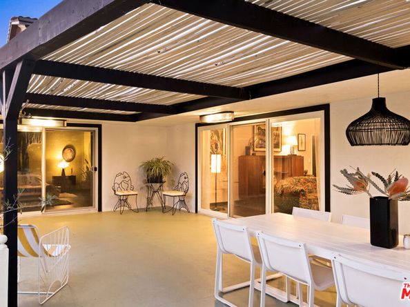 5549 Senford Avenue, Los Angeles CA 90056