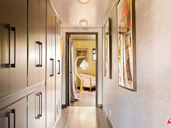 5549 Senford Avenue, Los Angeles CA 90056