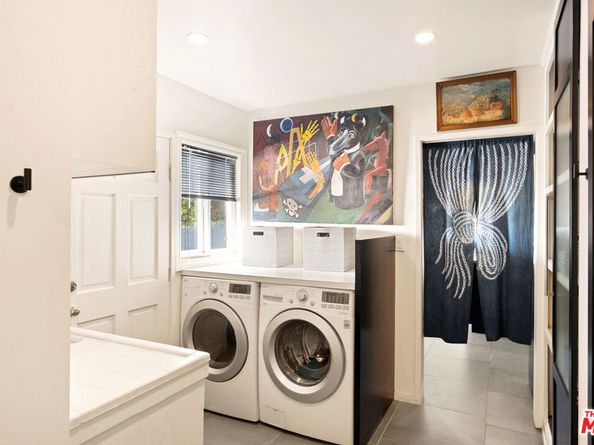 5549 Senford Avenue, Los Angeles CA 90056