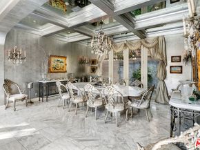 10275 Century Woods Drive, Los Angeles CA 90067