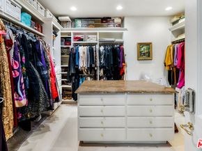 10275 Century Woods Drive, Los Angeles CA 90067