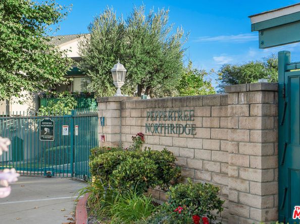 18524 Mayall Street D, Northridge CA 91324