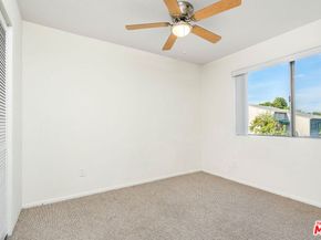 18524 Mayall Street D, Northridge CA 91324