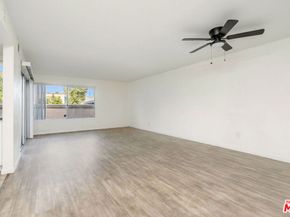 18524 Mayall Street D, Northridge CA 91324