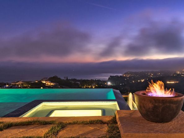 6093 Murphy Way, Malibu CA 90265