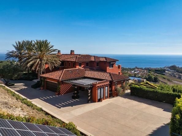 6093 Murphy Way, Malibu CA 90265