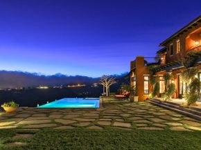 6093 Murphy Way, Malibu CA 90265