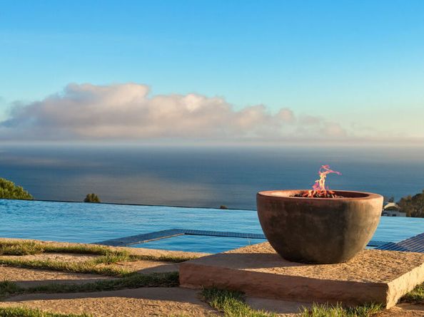 6093 Murphy Way, Malibu CA 90265