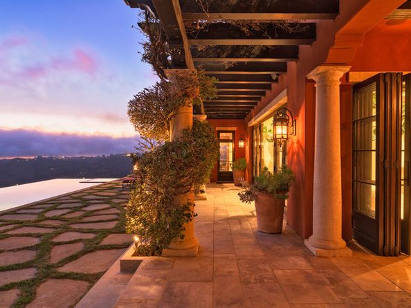 6093 Murphy Way, Malibu CA 90265