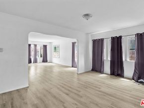 700 E 85th Street, Los Angeles CA 90001