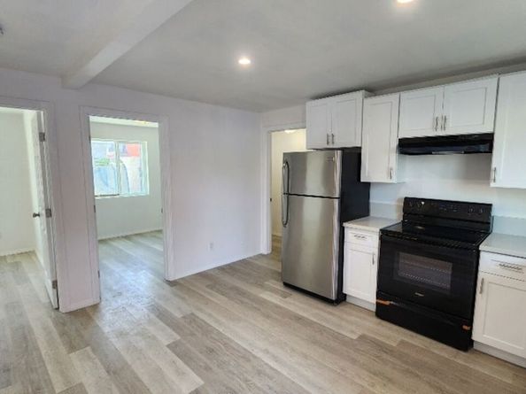 426 W 77th Street, Los Angeles CA 90003