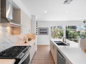 2111 N Cahuenga Boulevard 1, Los Angeles CA 90068