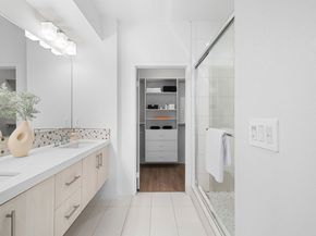 2111 N Cahuenga Boulevard 1, Los Angeles CA 90068