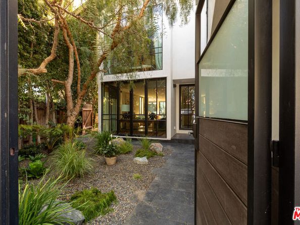 941 Princeton Drive, Marina Del Rey CA 90292