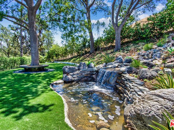 15941 Skytop Road, Encino CA 91436