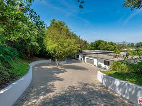 15941 Skytop Road, Encino CA 91436