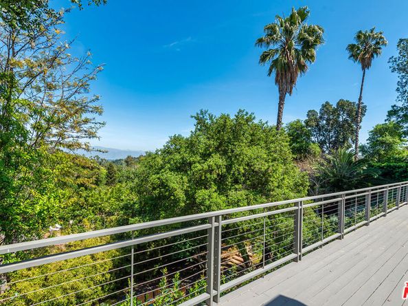 15941 Skytop Road, Encino CA 91436