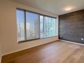 889 Francisco Street 2007, Los Angeles CA 90017
