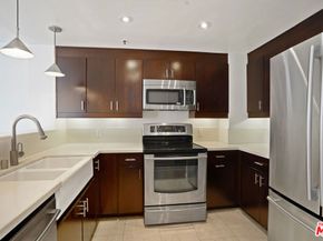 880 W 1st Street 802, Los Angeles CA 90012