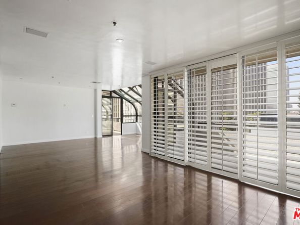 880 W 1st Street 802, Los Angeles CA 90012