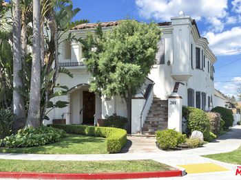 203 S Detroit Street