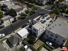 203 S Detroit Street 201, Los Angeles CA 90036