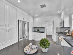 203 S Detroit Street 201, Los Angeles CA 90036