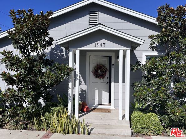 1947 Fullerton Avenue, Costa Mesa CA 92627