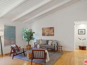 1102 Maple Street, Santa Monica CA 90405